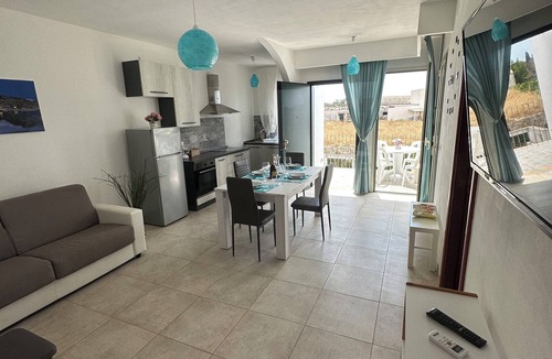 Vignacastrisi Apartment | Appartamento Leukos