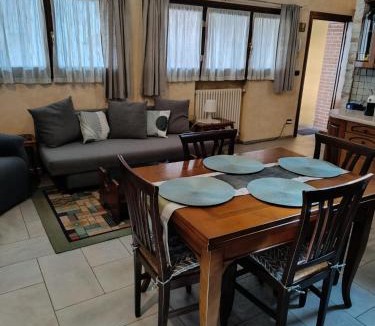 Cornaredo Apartment | Appartamento Luigia House
