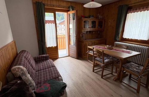 Isolaccia Apartment | Appartamento MENNI