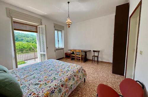 Santa Margherita di Staffora Apartment | Appartamento panoramico con vista sulle colline dell'Oltrepò
