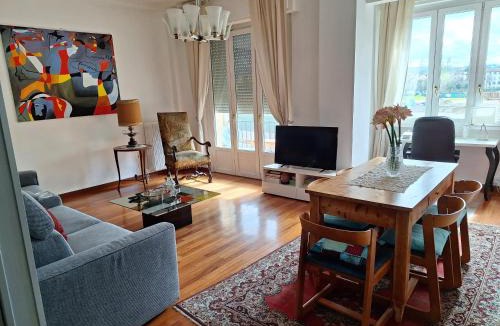 Lungarno del Tempio Apartment | Arno River view Apartment Terraces, Free Parking