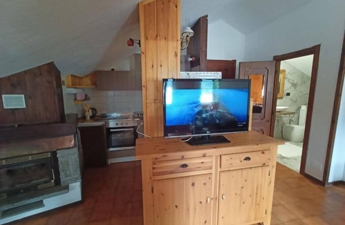 Morgex Apartment | Attic room with fireplace, pets allowed, 20mt from le Rue playground