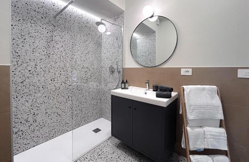 Milan Apartment | Auguste Studio Metro M1 Rembrandt 45