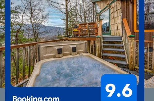Sevierville Villa | Authentic, Rustic, Cute & Cozy!