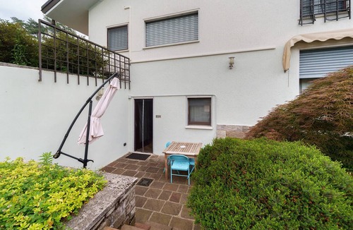 Induno Olona House | Azalea apartment: peaceful retreat with mountain views