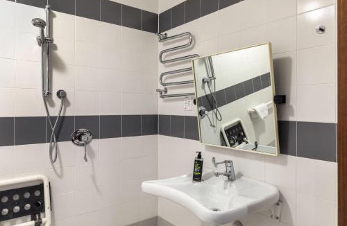 Madonna dell'Olmo Hotel | B&B HOTEL Cuneo Cristal