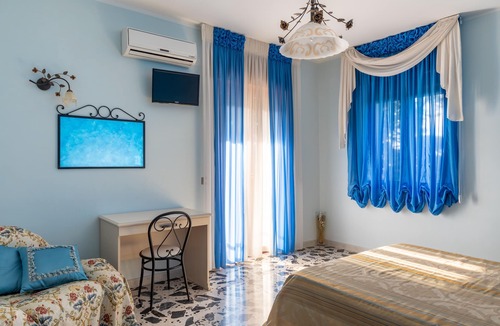 Roccadaspide Bed & Breakfast | B&B La Mortella