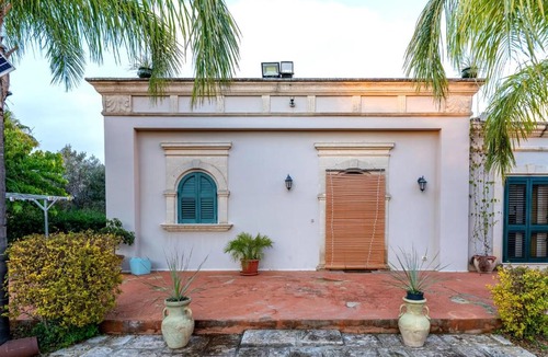 Sava Bed & Breakfast | B&B Le Carrube