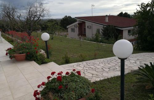 Turi Bed & Breakfast | B & B Villa Lena