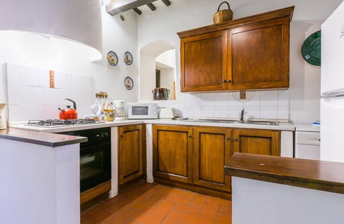Colle di Val d'Elsa Apartment | Bardeggiano - Caterina 3 (COL246) by Interhome