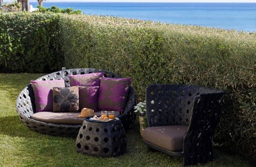 Reitani House | Beachfront villa in San Lorenzo with 3 bedrooms and a large private garden