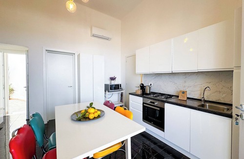 Santa Caterina Apartment | Beachfront villa with panoramic terrace