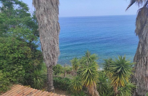 Briatico Apartment | Beautiful apartment in Vecchia with pool
