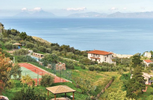 Gioiosa Marea Apartment | Beautiful apartment in Gioiosa Marea ME
