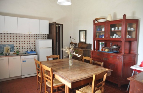 San Vincenzo House | Beautiful beachside farmhouse on Tuscany Coast