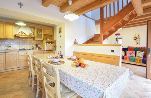 Sovramonte House | Beautiful home in Sovramonte with WiFi