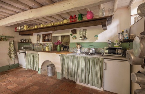 Camaiore Villa | Beautiful private villa with WIFI, TV, patio, pets allowed and panoramic view, close to Viareggio