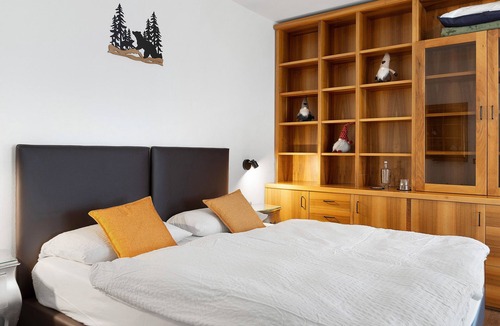 Pellizzano Bed & Breakfast | Bed and Breakfast 'Pellizzano' with Balcony and Wi-Fi