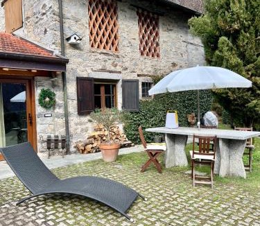 Omegna House | Bellissimo Rustico A 7 km Dal Lago D'Orta