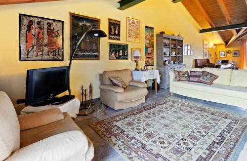 Romagnano Sesia Apartment | Belvilla by OYO Secluded Apartment with Balcony
