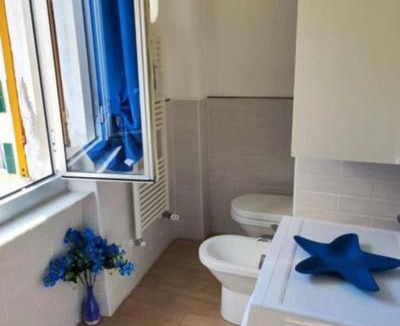 Sestri Ponente Apartment | Benny! Appartamento ad uso ESCLUSIVO con balcone!
