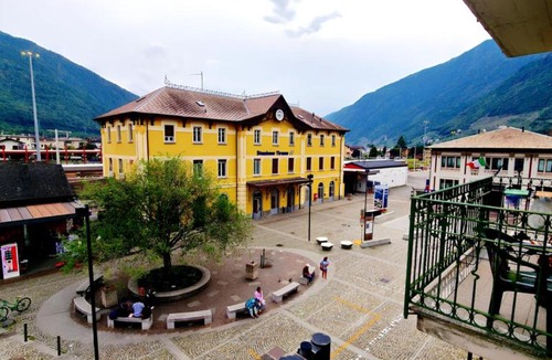 Madonna di Tirano Apartment | Bernina Next Stop - 30 Steps trains stations - Central Tirano
