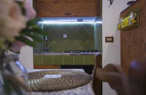 Ruvo di Puglia Bed & Breakfast | BETWEEN ART, FOOD AND CULTURE . THE DISTANCES OF TALOS