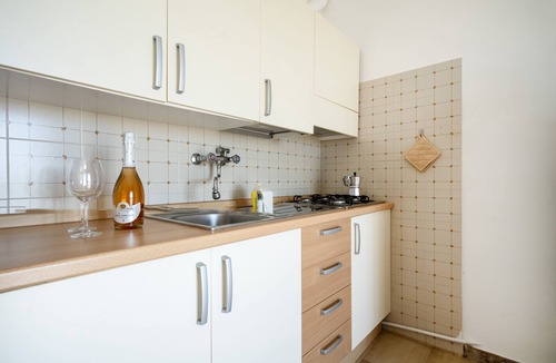 Marina di Ostuni Apartment | Bilocale-Apartment-Balcony-Private Bathroom