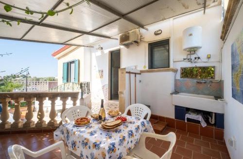 Scala di Furno House | Blue House in Villa Con Piscina