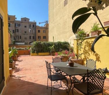 San Lorenzo Apartment | BoHo Studio & Terrace