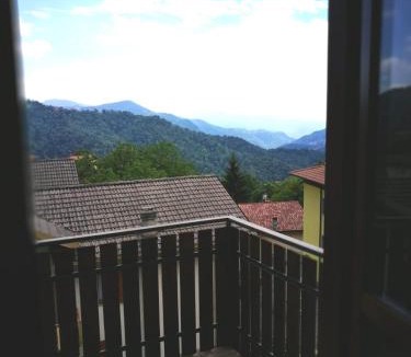 Cornalba Apartment | Botton D' Oro