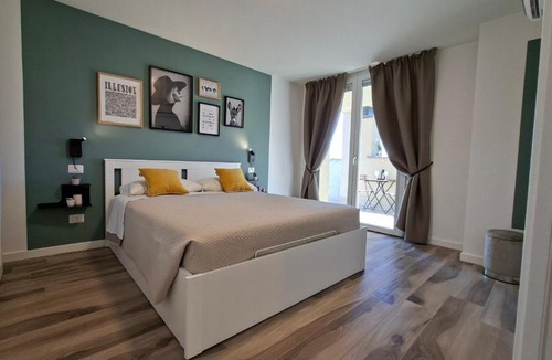 Affori Apartment | Bright apartment with terrace and free parking
