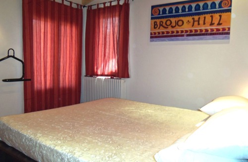 Lumignano Bed & Breakfast | Brojo Hill B&B - 2 Double Bedrooms with private baths