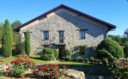 Mombarcaro House | Buchere Ville