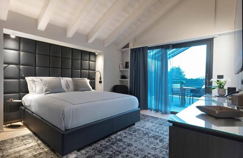 Romano d'Ezzelino Hotel | Ca' Apollonio Heritage