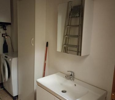 Jesi Apartment | Cadigio