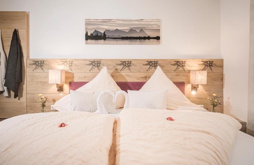 Brixen im Thale House | Café Pension Koller