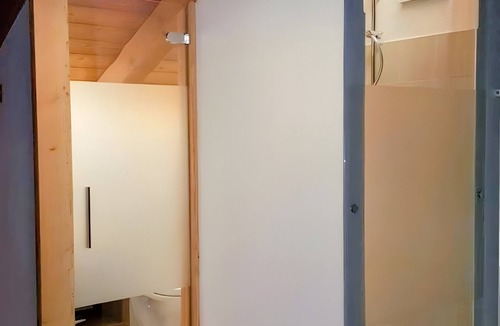 Rabbi Apartment | 'Camera Castel Pagan' with Mountain View and Garden
