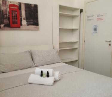 Dergano Apartment | Camera Daimond