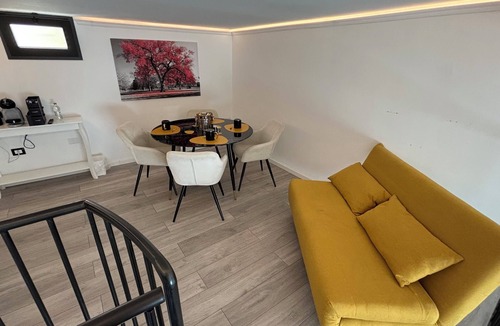 Pulsano Bed & Breakfast | Camera Visconti – Elegant Historic Room with Kitchenette in Pulsano Old Town