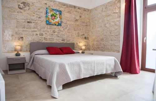 Casa Papa Bed & Breakfast | Candelieri19