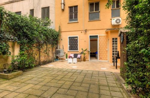Tuscolano Apartment | capitan's cabine