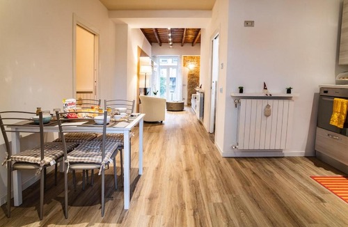 Borgo San Leonardo Apartment | Carrara Deluxe Home