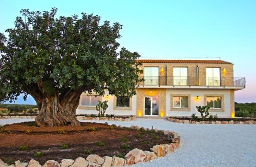 Pachino House | Carrua