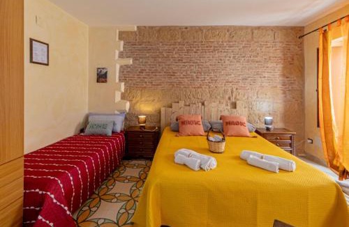 Castelbuono House | Casa "a chiazzetta"