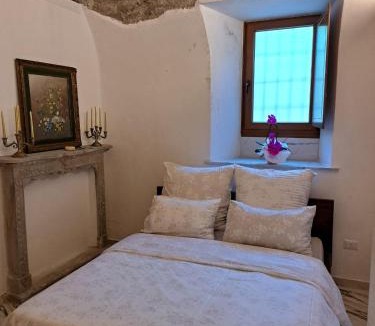 Ferrera di Varese Apartment | Casa alla Cascata