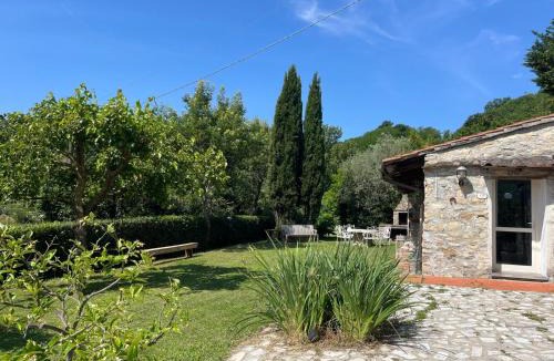 Vaiano House | Casa Bianca