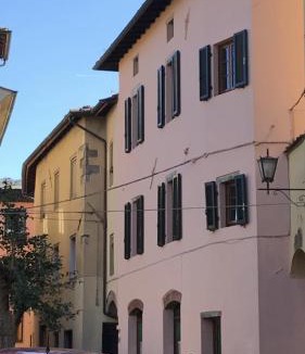 Mologno Apartment | Casa Campbell