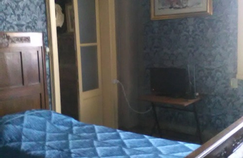 Gropello Cairoli Apartment | Casa Comelli 1885, rent a blue room