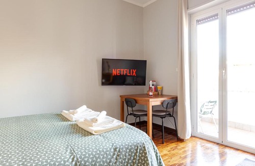 Quartiere XXVII Primavalle Apartment | Casa Cornelia 10 MIN to metro, near Vatican